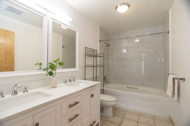 Foto del edificio - 1620 S Michigan Ave