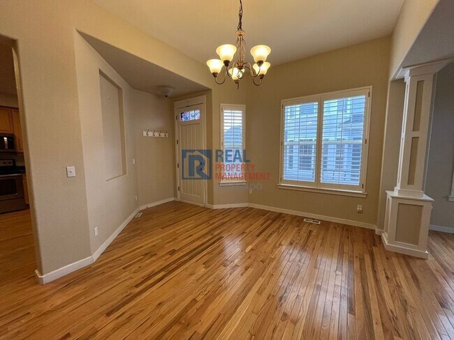 Building Photo - 14000 Winding River Ct