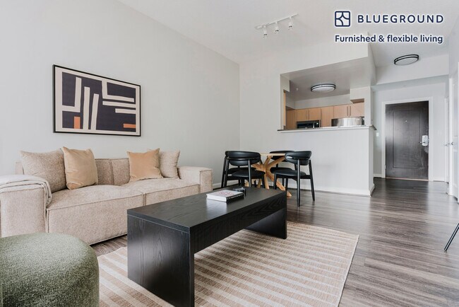 Building Photo - 4835 Cordell Ave