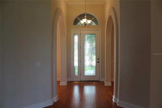 Foto del edificio - 4406 Mandolin Blvd