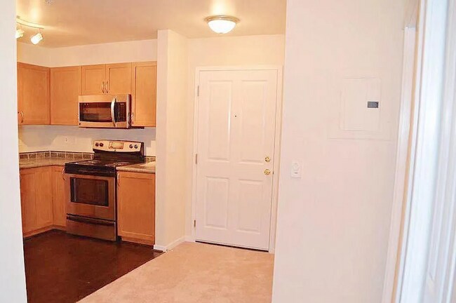 Foto del edificio - 118 107th Ave NE