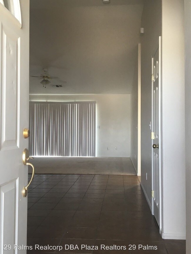 Foto del edificio - 4 br, 2 bath House - 4850 Round Up