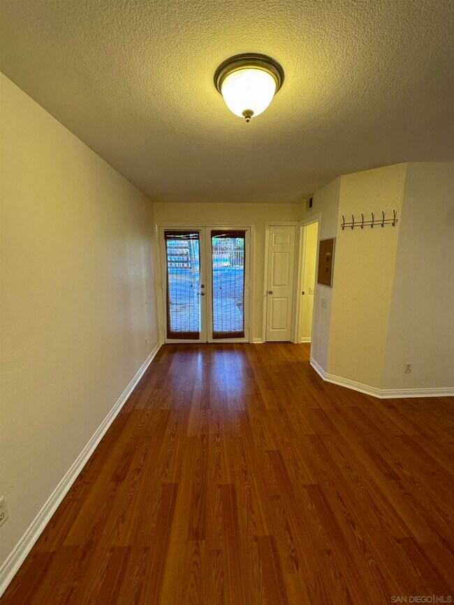 Building Photo - 1564 Tanglewood Ln