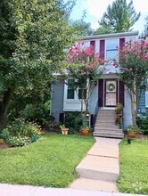 Building Photo - 9515 Quarry Bridge Ct