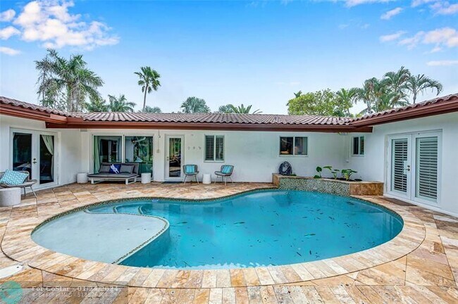 Foto del edificio - 2709 NE 29th St