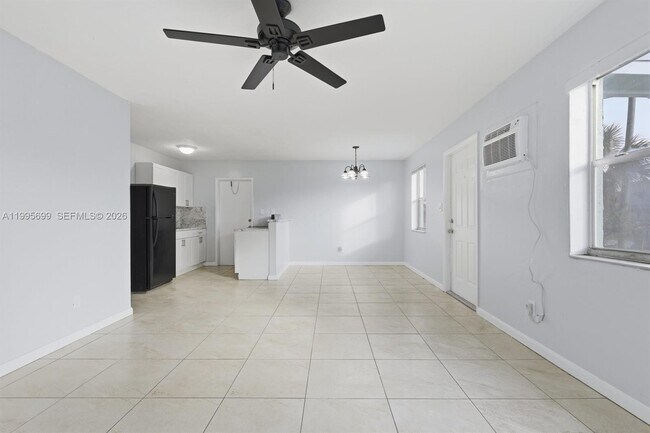 Foto del edificio - 533 NW 15th Way