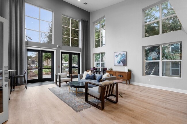 Building Photo - Center Pointe Apartment Homes