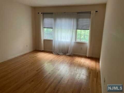 Building Photo - 87 Trotters Ln