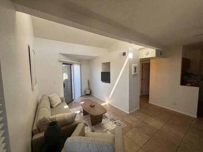 Building Photo - Rental available in Copper Star Condominiums!