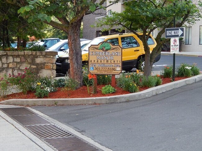Foto del edificio - 229 Baltimore Ave