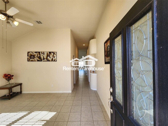 Building Photo - 12708 S Shore Dr