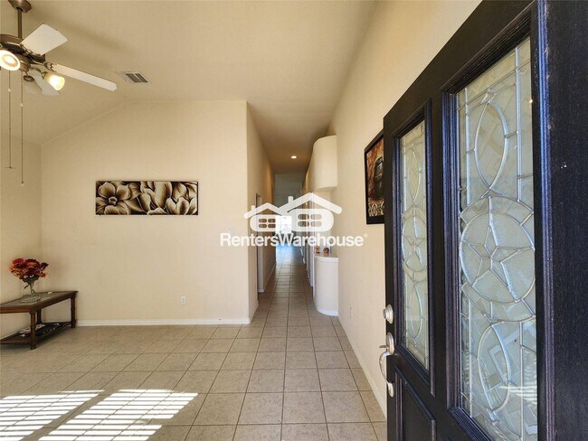 Foto del edificio - 12708 S Shore Dr