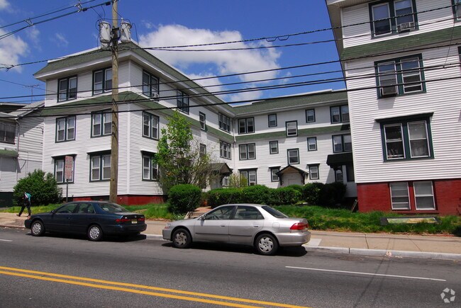 Building Photo - 1309-1315 Clinton Avenue