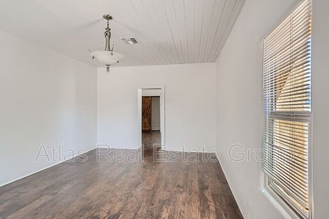 Foto del edificio - 843 S 8th Ave