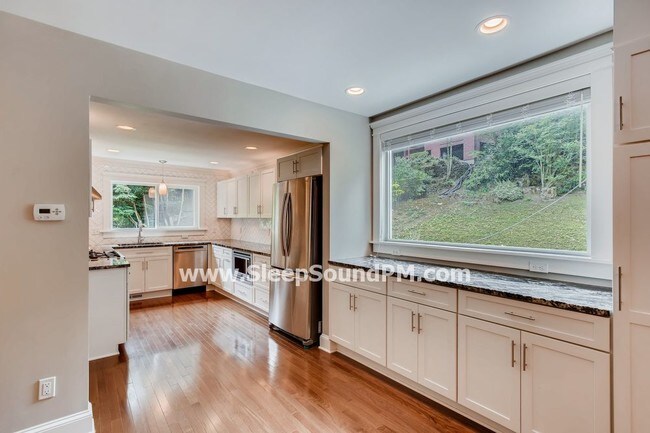 Foto del edificio - 2696 SW Gerald Ave