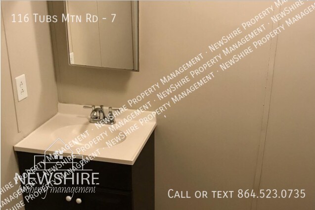 Foto del edificio - 116 Tubs Mtn Rd-7