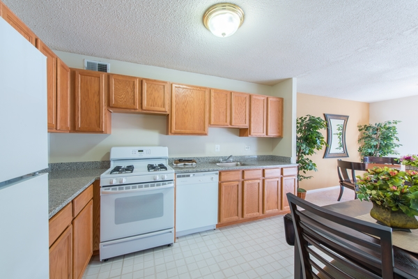 Updated and Full Equipped Kitchen - Marbury Plaza