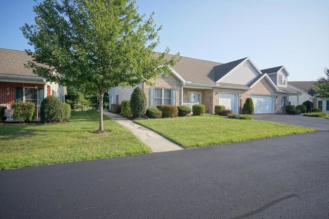 Building Photo - 51 Creek Bank Drive
