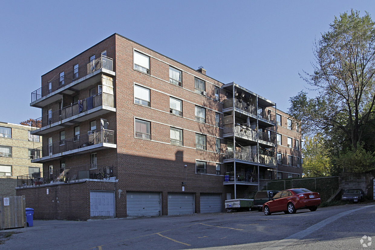 Building Photo - The Shirnan