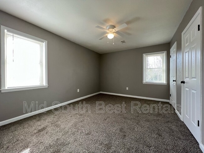 Building Photo - 5113 Belfast Dr