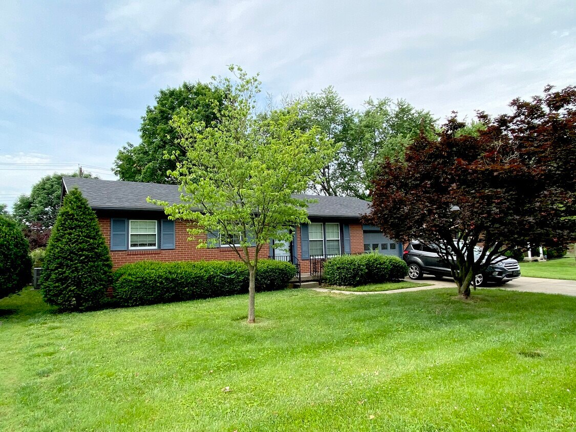 1518 Tamarack Rd, Owensboro, KY 42301 House Rental in Owensboro, KY