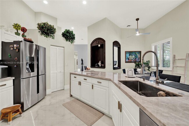 Foto del edificio - 8487 SW 138th Ter