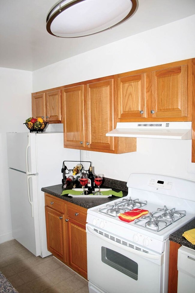 Braddock Lee Apartments Rentals Alexandria, VA