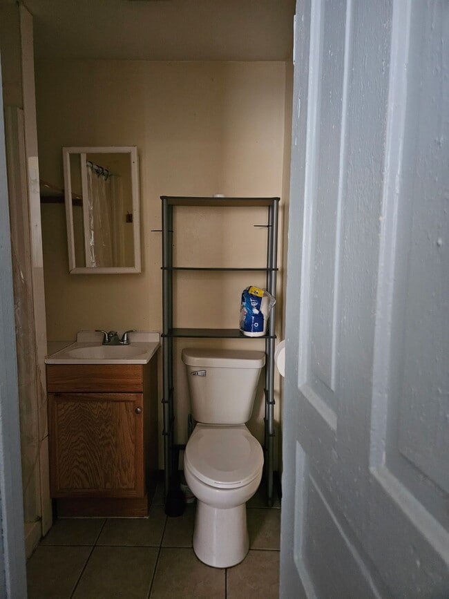 Photo - 1724 S Ashland Ave Apartments