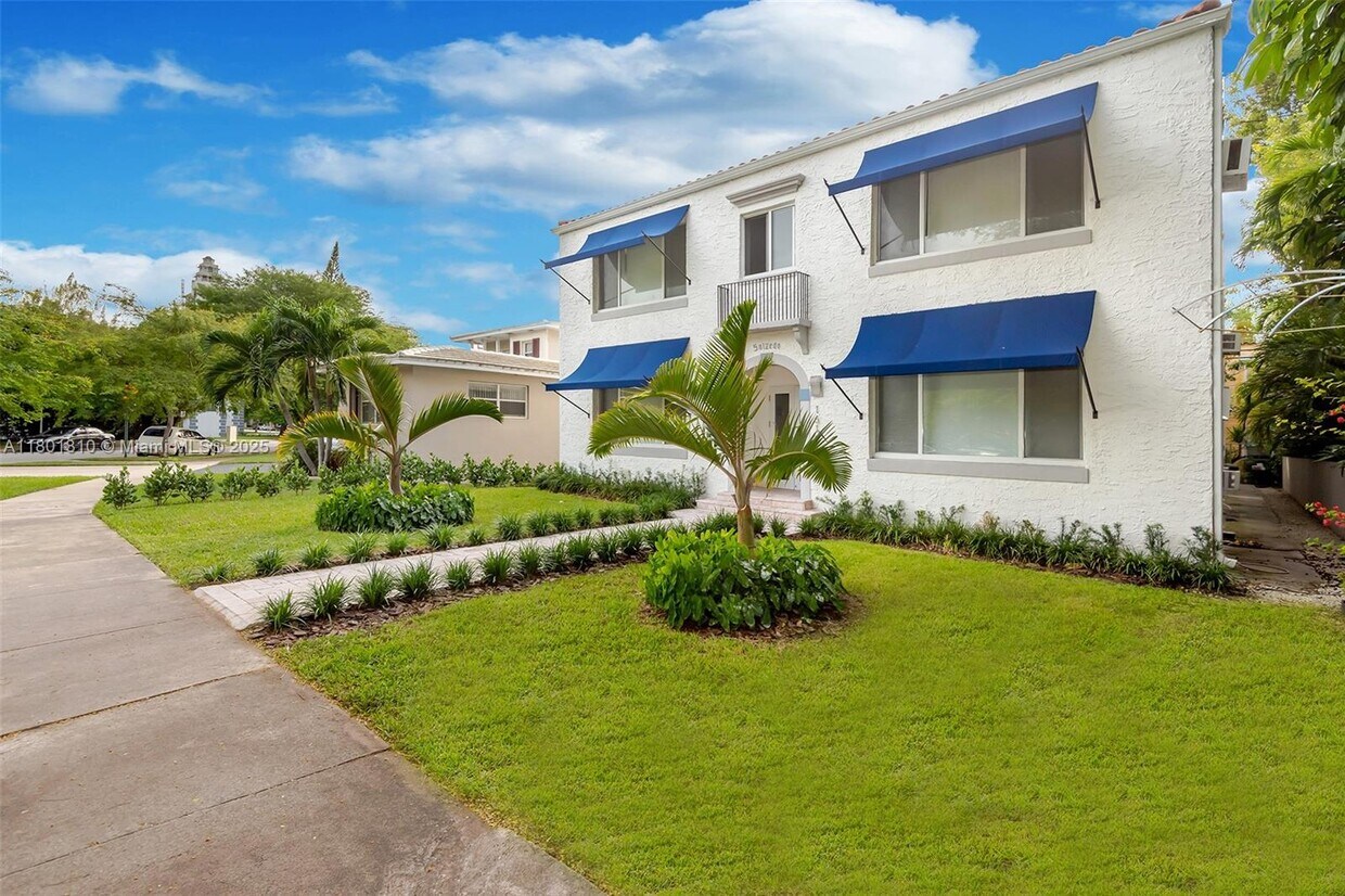 Foto principal - 1610 Salzedo St