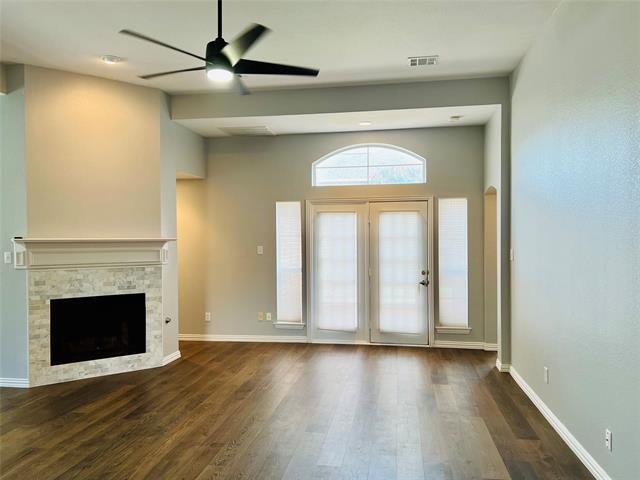 Building Photo - 1305 Granger Dr