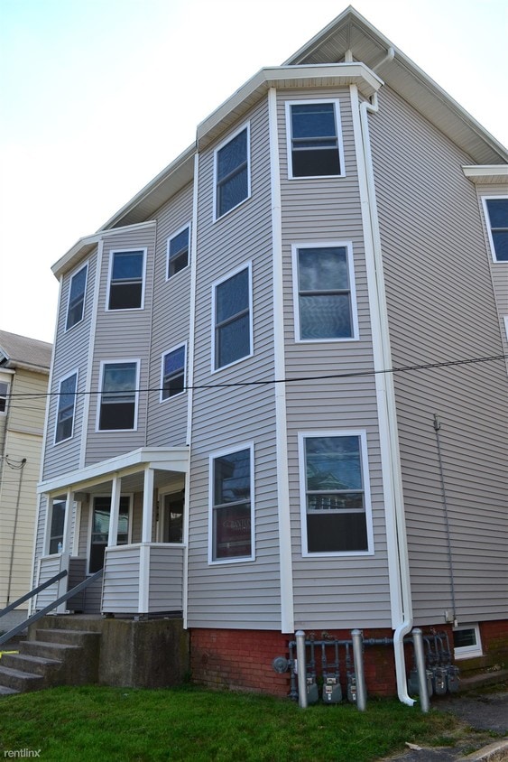 404 East St, New Britain, CT 06051 - Room for Rent in New Britain 