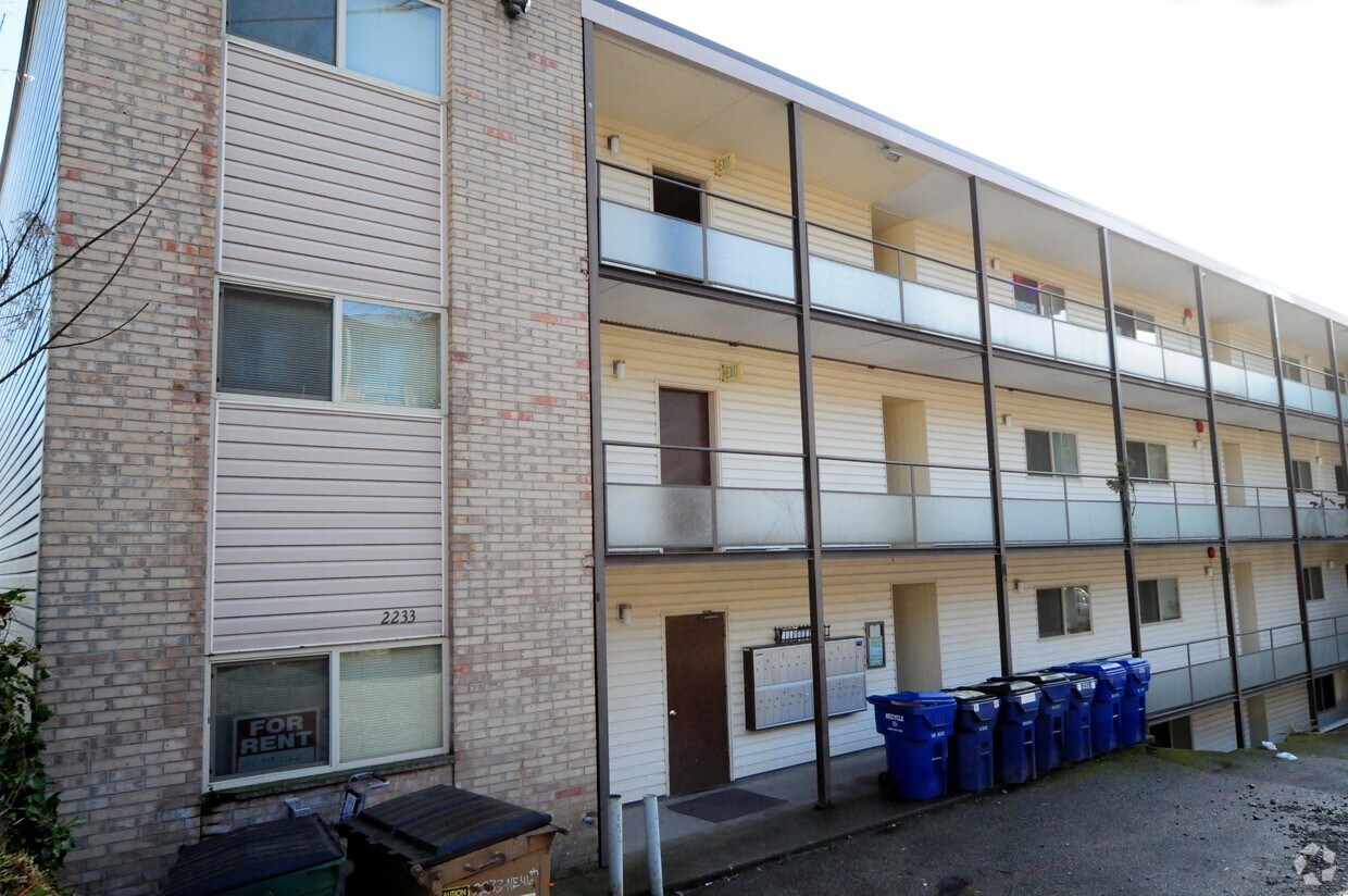 Bayview Apartments Seattle, WA