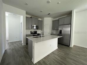 Building Photo - 1384 Roxy Ln