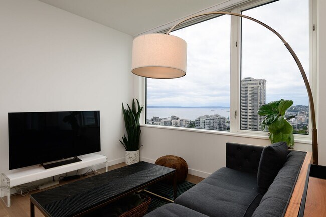 Foto del edificio - Seattle Heights Condominiums ~ Belltown