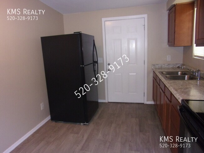 Foto del edificio - 526 W Pennsylvania Dr