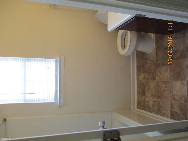 Building Photo - 3 br, 2 bath House - 48 Leeward Dr