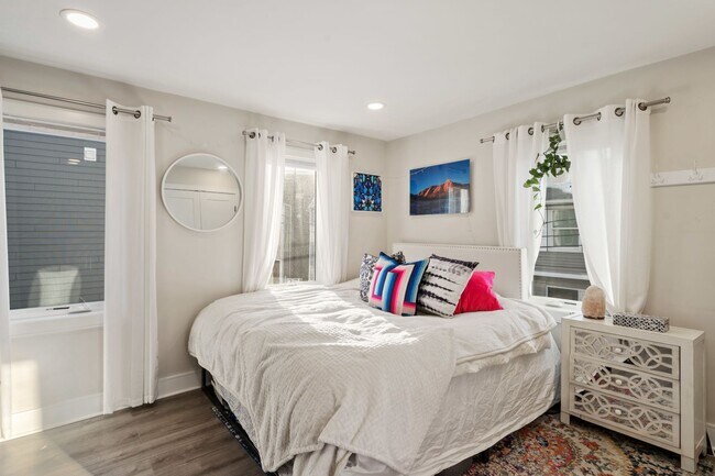 Foto del edificio - 169 W 9th St