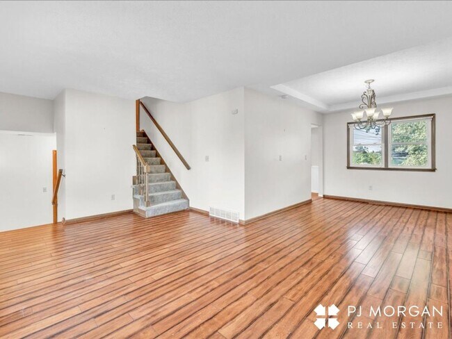 Foto del edificio - 3 bedroom 2 bath house in a great location!