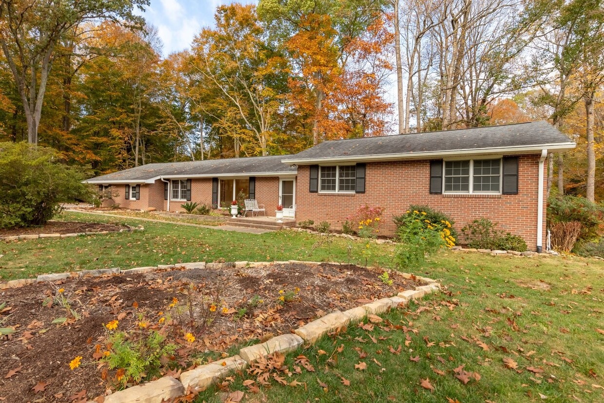 Photo - 107 Lorac Ct, Williamsburg VA 23185