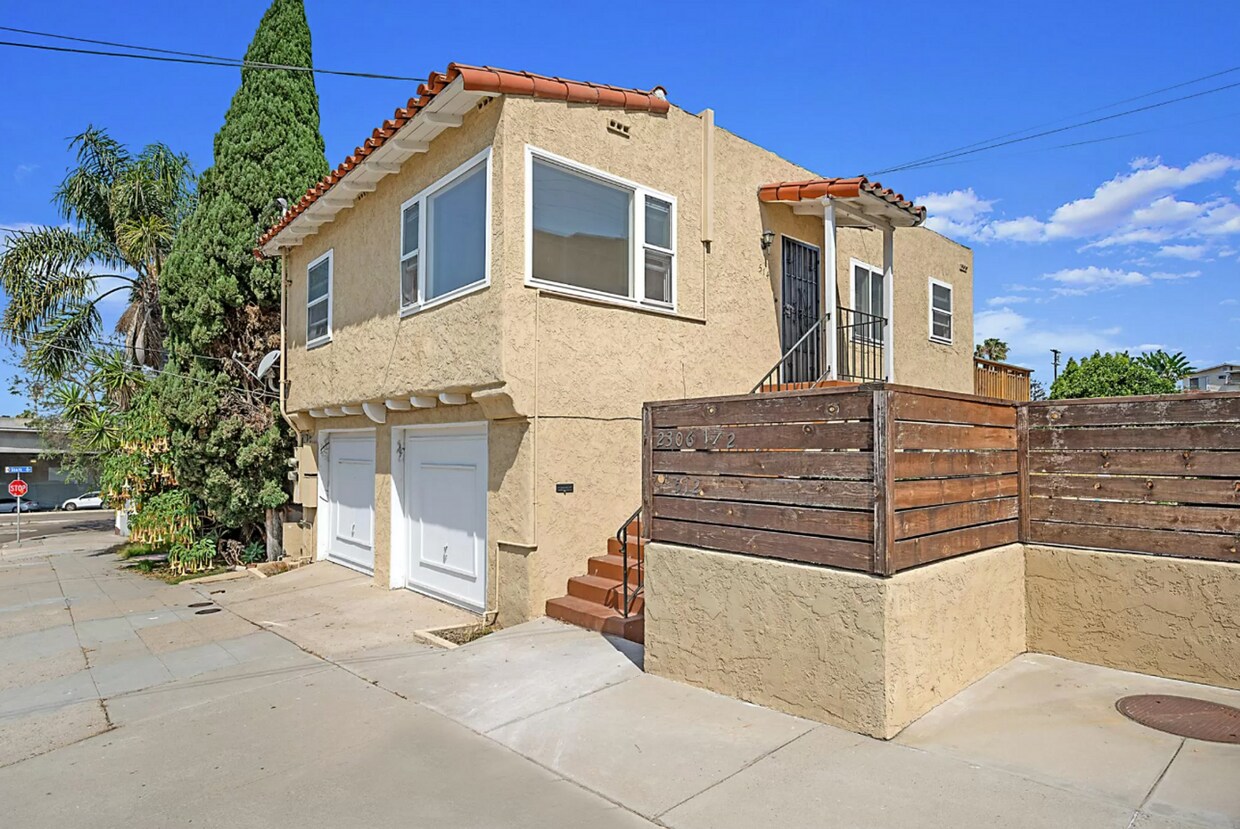 Foto principal - 512-514 W Juniper Street