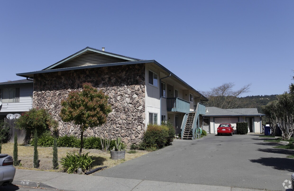 1336 Monte Vista Ave, Saint Helena, CA 94574 Apartments in Saint