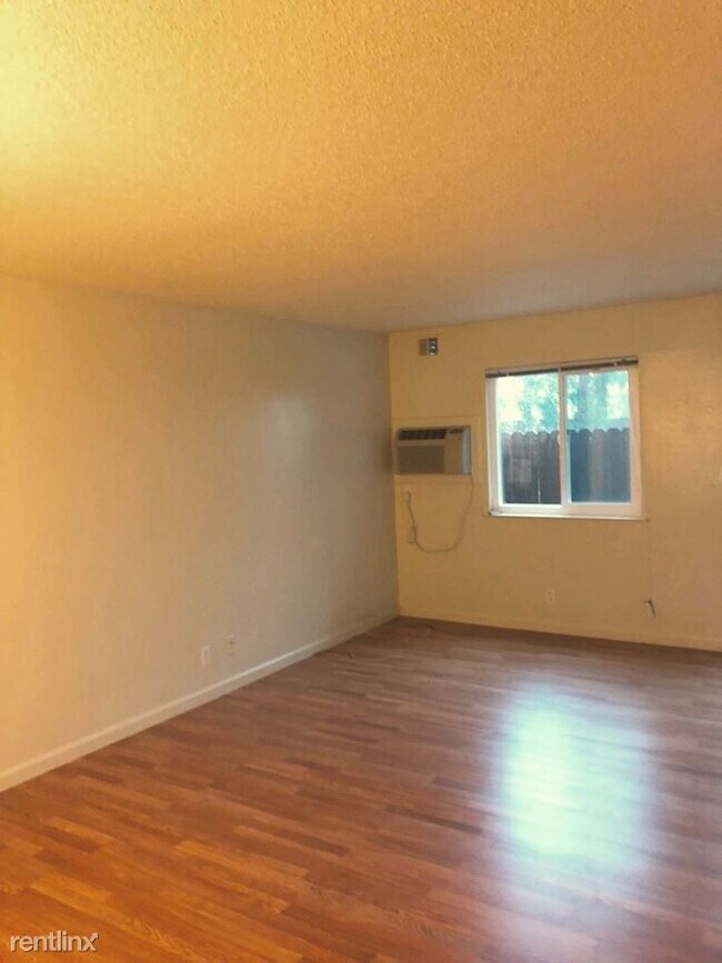 Building Photo - 3330 Willow Pass Rd