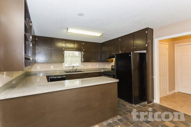 Foto del edificio - 2965 Windcrest Dr