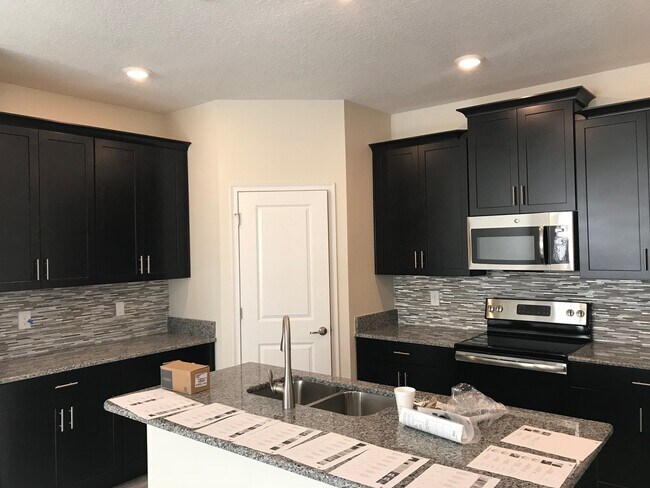Building Photo - HOME IN LAKE NONA 4B/3B