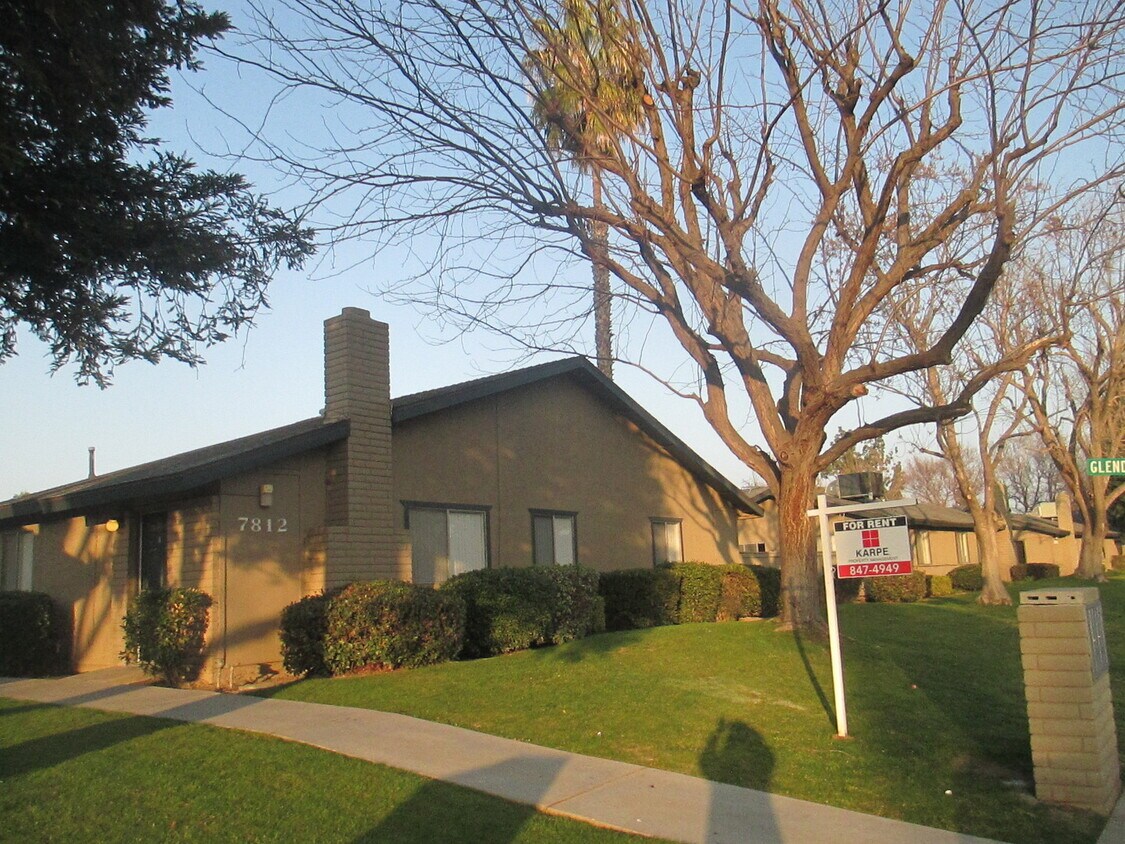 Primary Photo - LAURELGLEN BLVD N. 7812 A - D