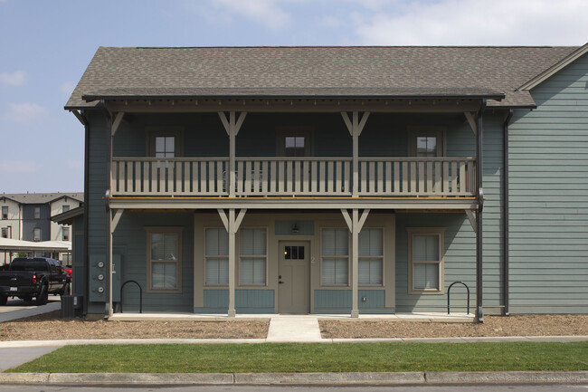 Building Photo - 217 Cordova Dr