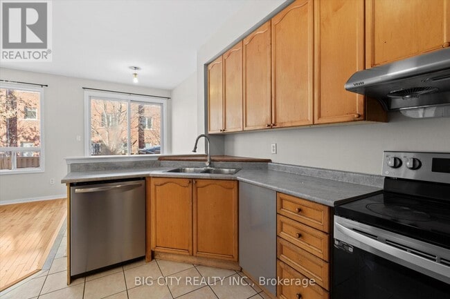 Building Photo - 1419 Weir Chase