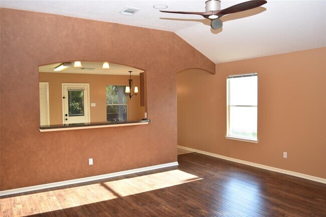 Building Photo - 15531 Forest Creek Farms Dr