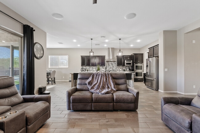 Foto del edificio - 19411 E Timberline Rd