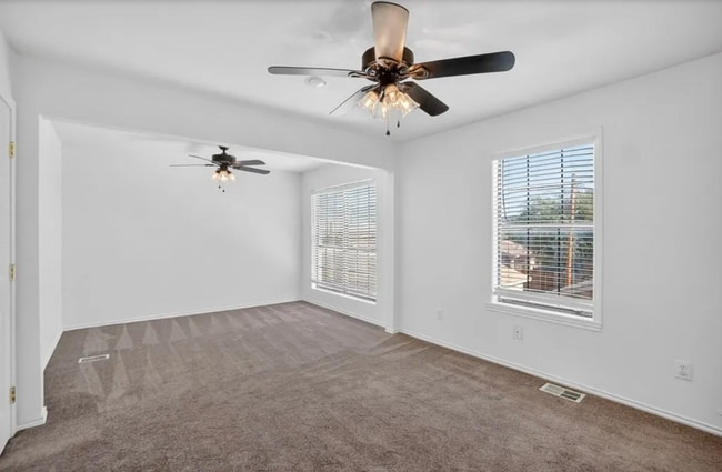 Building Photo - 3220 Preston Dr